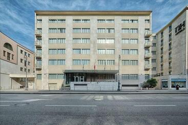 هتل NH Trieste