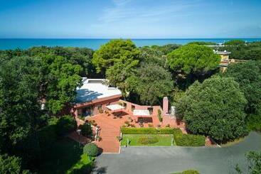 Park Hotel I Lecci