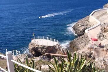 هتل Perla Del Golfo Resort