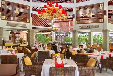 هتل Rama Beach Resort And Villas