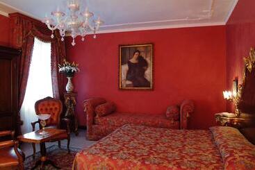 هتل Residenza D Epoca San Cassiano
