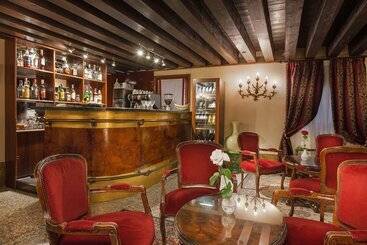 هتل Residenza D Epoca San Cassiano