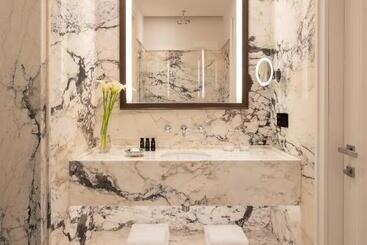 هتل San Domenico Palace, Taormina, A Four Seasons