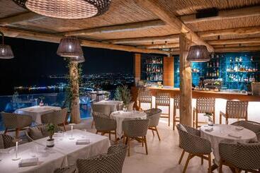 هتل San Domenico Palace, Taormina, A Four Seasons