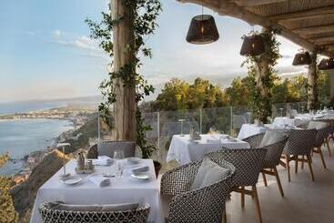 هتل San Domenico Palace, Taormina, A Four Seasons