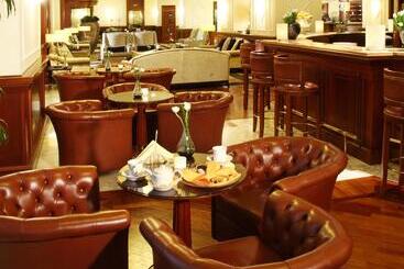 Starhotels Majestic