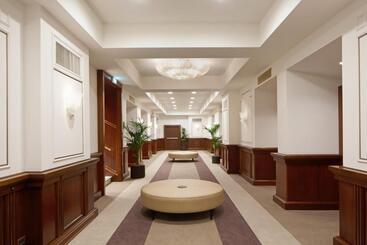 Starhotels Majestic