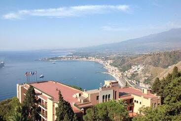هتل Taormina Park