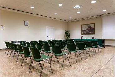 هتل Royal Torino Centro Congressi