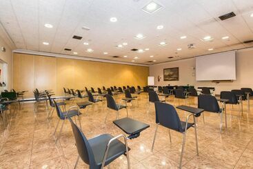 هتل Royal Torino Centro Congressi