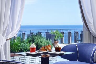 Unahotels Capotaormina