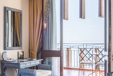 Unahotels Capotaormina
