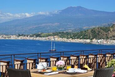 Unahotels Capotaormina
