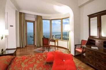 هتل Villa Diodoro