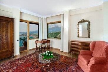 هتل Villa Diodoro