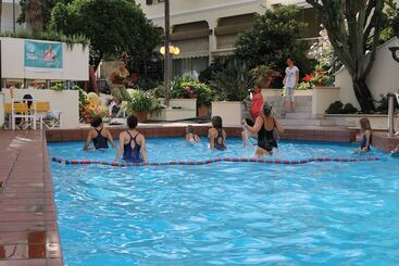 اقامتگاه Coccodrillo Hotel & Apartments