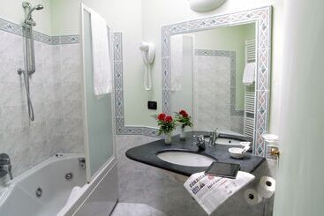 اقامتگاه Coccodrillo Hotel & Apartments
