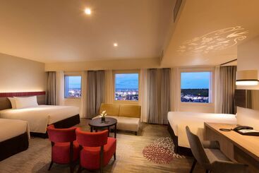 Doubletree By Hilton Hotel Naha Shuri Castle