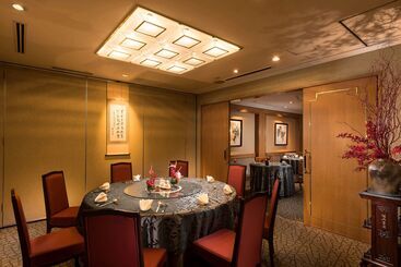 Doubletree By Hilton Hotel Naha Shuri Castle