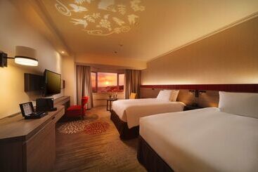 Doubletree By Hilton Hotel Naha Shuri Castle