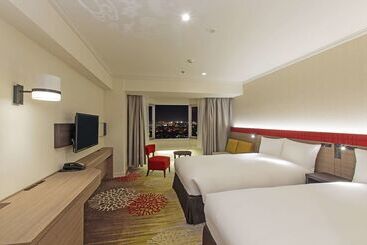 Doubletree By Hilton Hotel Naha Shuri Castle