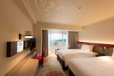 Doubletree By Hilton Hotel Naha Shuri Castle