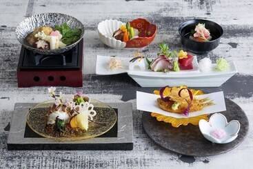 Doubletree By Hilton Hotel Naha Shuri Castle