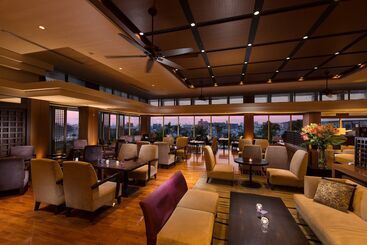 Doubletree By Hilton Hotel Naha Shuri Castle