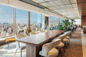 هتل Ana Crowne Plaza Hiroshima, An Ihg