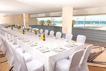 Crowne Plaza Tel Aviv Beach, An Ihg - Tel Aviv