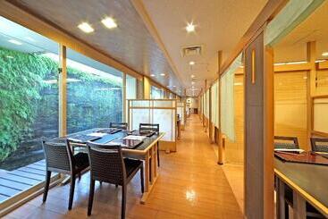 هتل Gifu Grand