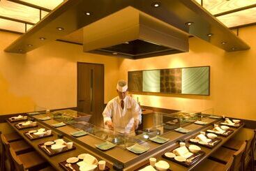 هتل Hilton Nagoya