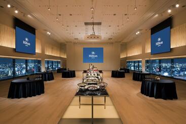 هتل Hilton Nagoya