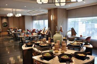 هتل Hilton Nagoya