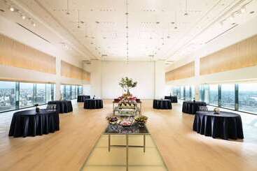 هتل Hilton Nagoya