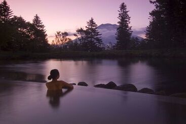 هتل Hilton Niseko Village