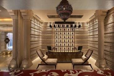 هتل Itc Mughal, A Luxury Collection Resort & Spa, Agra