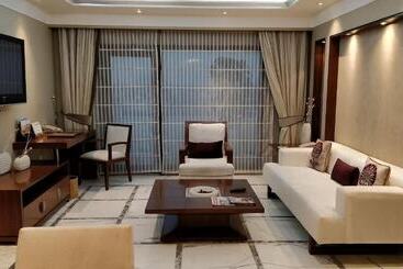 هتل Jaypee Vasant Continental