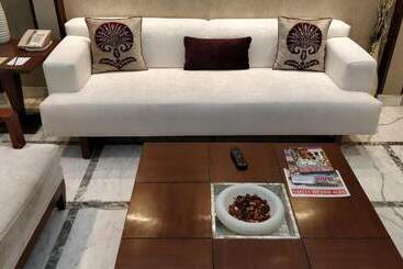 هتل Jaypee Vasant Continental
