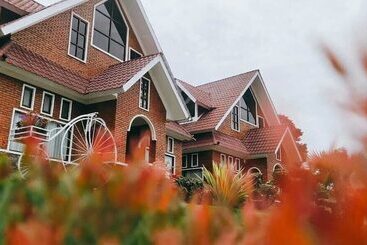 هتل Khas Parapat