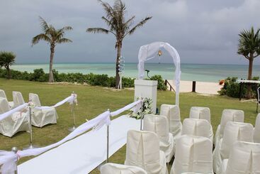 هتل En Resort Kumejima Eef Beach