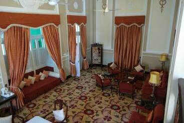 هتل Lalitha Mahal Palace