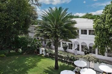 Maidens Hotel New Delhi