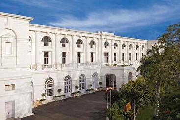 Maidens Hotel New Delhi