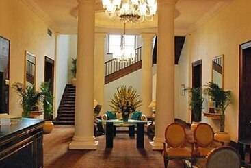 Maidens Hotel New Delhi