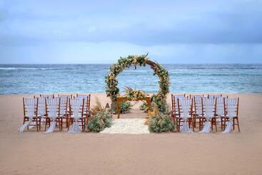 Nusa Dua Beach Hotel And Spa   Handwritten Collection