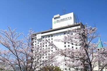هتل Okayama International