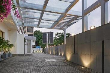 호텔 Southern Star Bangalore