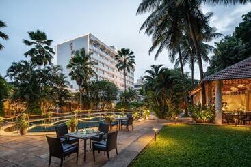 هتل Southern Star Mysore