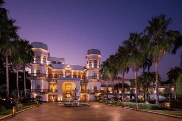 هتل Taj Usha Kiran Palace, Gwalior